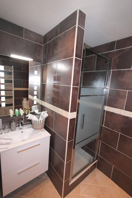 Moonlight Relax Apartment อีปส์ ห้อง รูปภาพ